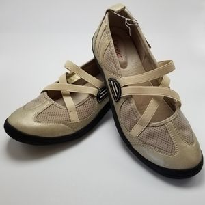 NWT Dexter Champaign Strappy Mary Janes 8